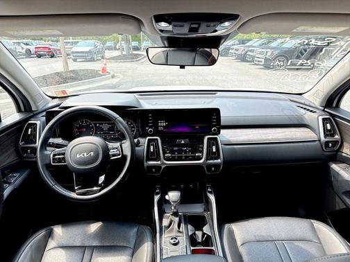 2022 Kia Sorento S
