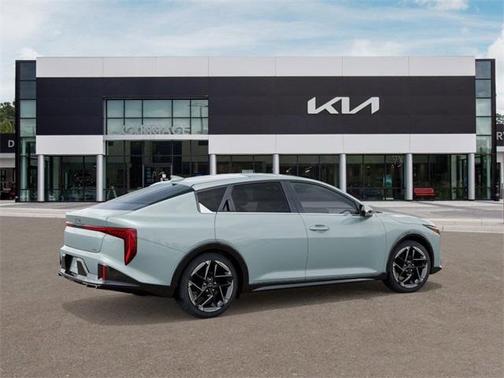 2025 Kia K4 GT-Line