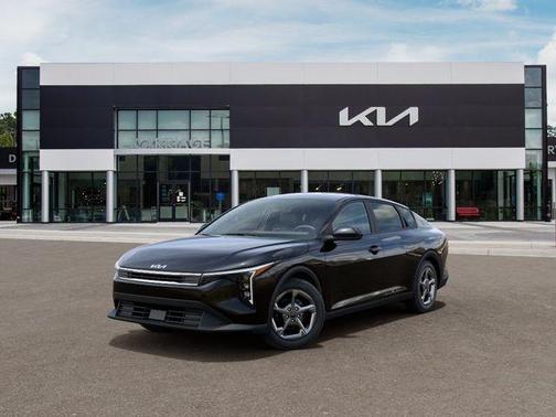 Aurora Black Pearl 2026 Kia K4 LXS