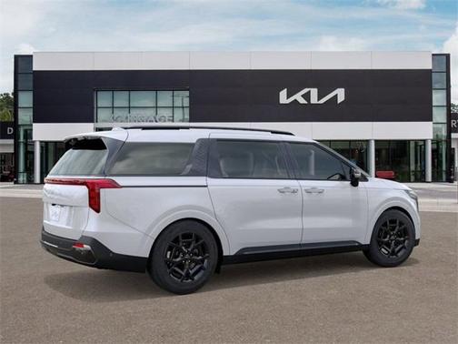 2026 Kia Carnival SX