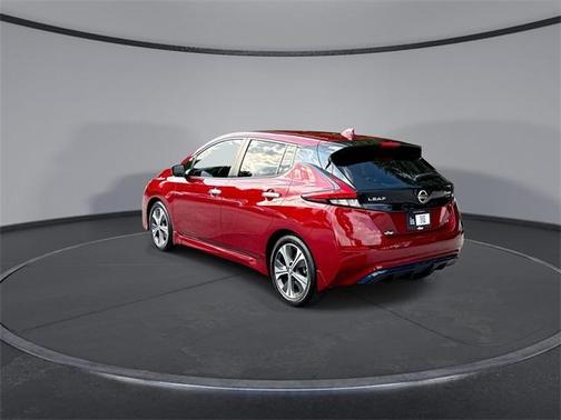 2022 Nissan Leaf SV