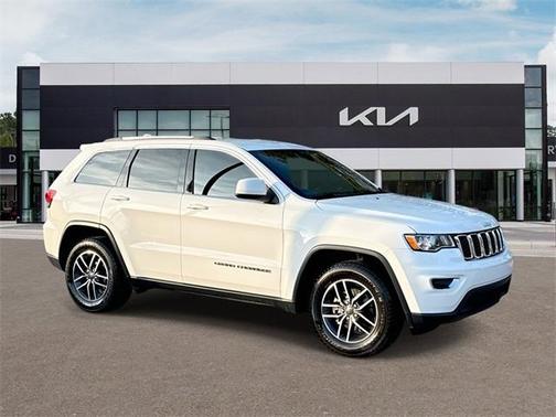 2019 Jeep Grand Cherokee Laredo E