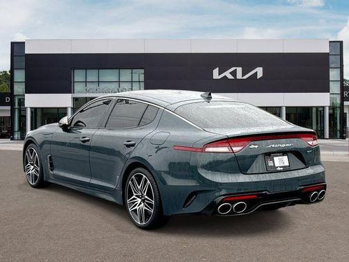 Ascot Green 2022 Kia Stinger GT2
