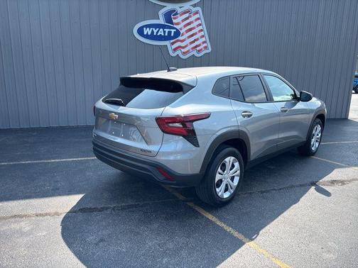 2024 Chevrolet Trax LS