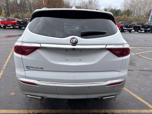 2023 Buick Enclave Essence AWD