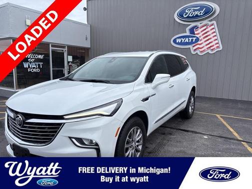 2023 Buick Enclave Essence AWD