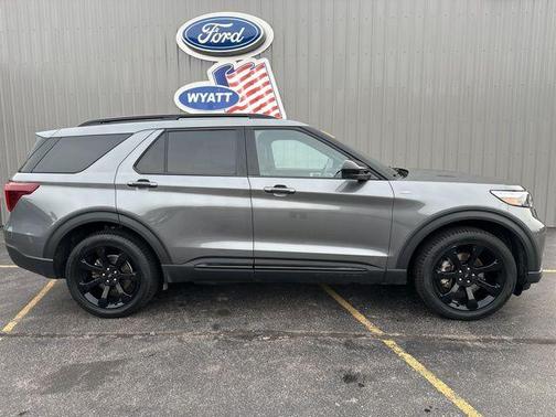 2023 Ford Explorer ST-Line