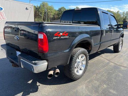 Black Clearcoat 2008 Ford F-250 Lariat