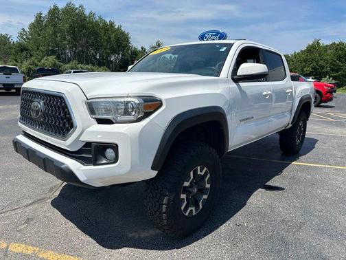 Super White 2019 Toyota Tacoma TRD Off Road
