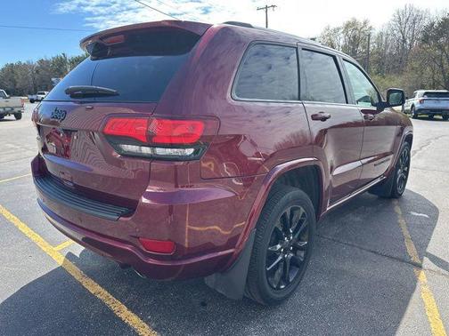 Velvet Red Pearlcoat 2021 Jeep Grand Cherokee Altitude