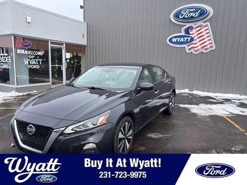 2022 Nissan Altima 2.5 SV