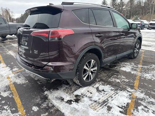 2016 Toyota RAV4 XLE