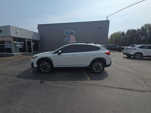 Crystal White Pearl 2018 Subaru Crosstrek 2.0i Limited