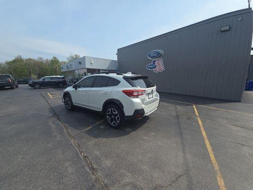 Crystal White Pearl 2018 Subaru Crosstrek 2.0i Limited