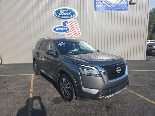 2022 Nissan Pathfinder Platinum 4WD