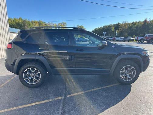 2021 Jeep Cherokee Trailhawk