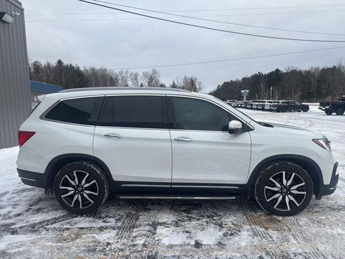 2022 Honda Pilot Touring 8-Passenger