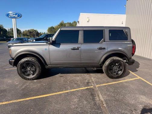 2024 Ford Bronco Black Diamond