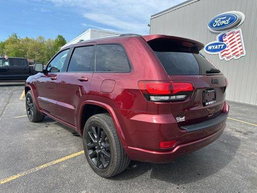 Velvet Red Pearlcoat 2021 Jeep Grand Cherokee Altitude