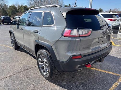 2019 Jeep Cherokee Trailhawk
