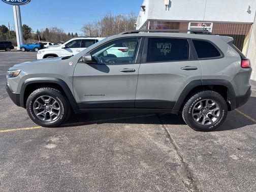 2019 Jeep Cherokee Trailhawk