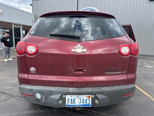 Red Jewel Tintcoat 2011 Chevrolet Traverse 2LT