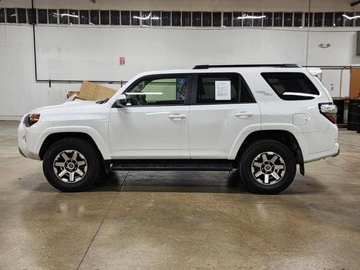 2024 Toyota 4Runner TRD Off Road