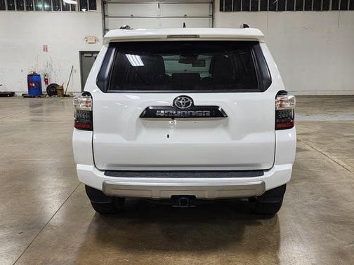 2024 Toyota 4Runner TRD Off Road