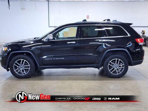 Diamond Black Crystal Pearlcoat 2019 Jeep Grand Cherokee Limited
