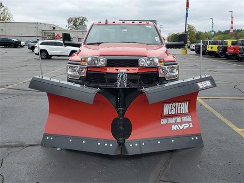2022 RAM 2500 Tradesman Regular Cab 4x4 8' Box