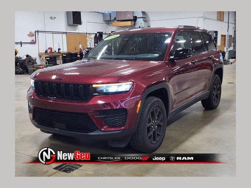 Velvet Red Pearlcoat 2024 Jeep Grand Cherokee Altitude