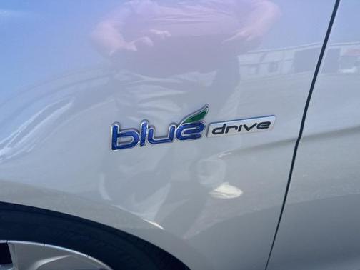2015 Hyundai SONATA Hybrid Base