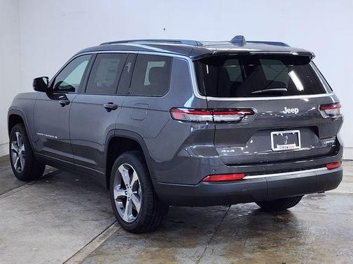 Baltic Gray Metallic Clearcoat 2026 Jeep Grand Cherokee L Limited