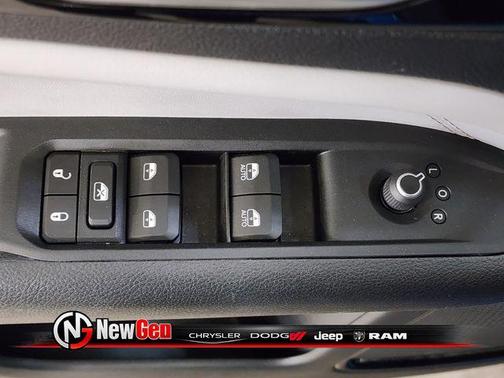 Laser Blue Pearlcoat 2023 Jeep Compass Limited