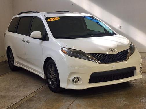 2015 Toyota Sienna SE