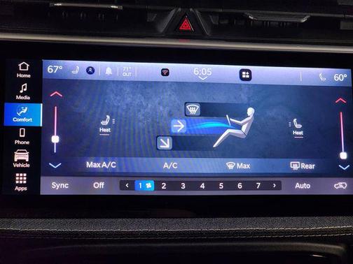 Bright White Clearcoat 2026 Jeep Cherokee Laredo 4x4