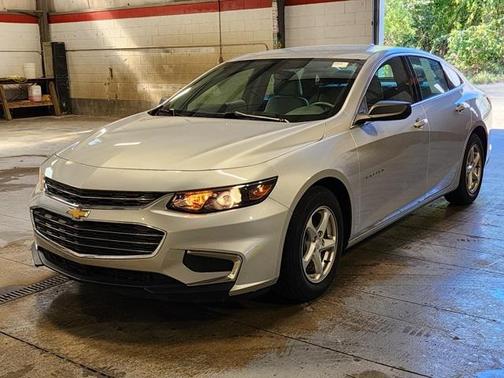 2017 Chevrolet Malibu 1LS