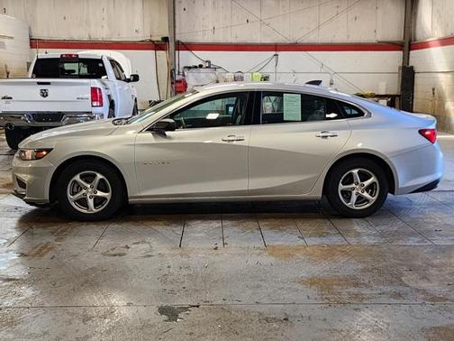 2017 Chevrolet Malibu 1LS