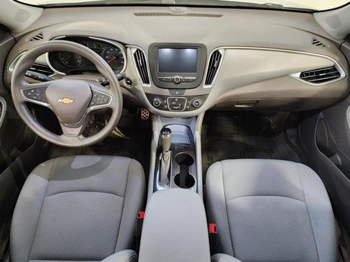 2017 Chevrolet Malibu 1LS