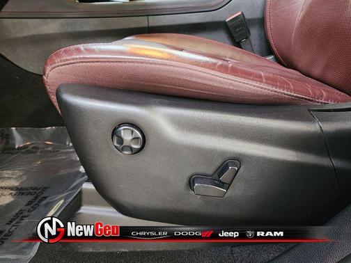 Frostbite Pearlcoat 2024 Dodge Durango R/T Premium AWD