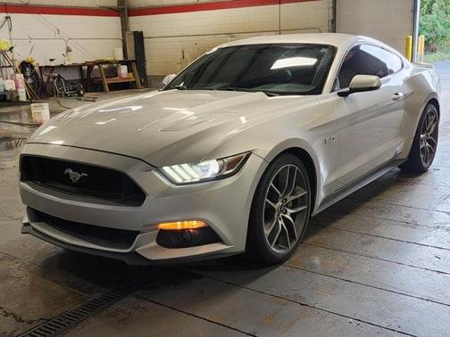 2016 Ford Mustang GT Premium