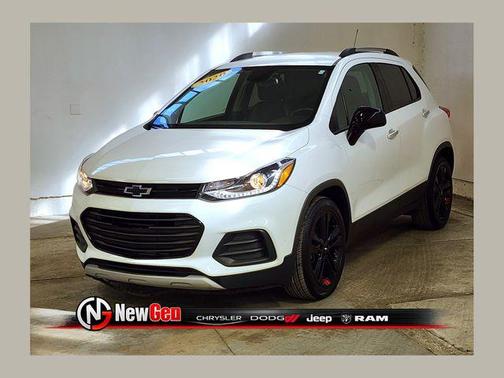 Summit White 2020 Chevrolet Trax LT