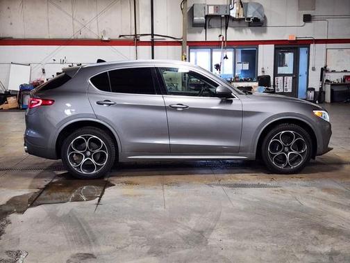 2020 Alfa Romeo Stelvio Ti Lusso