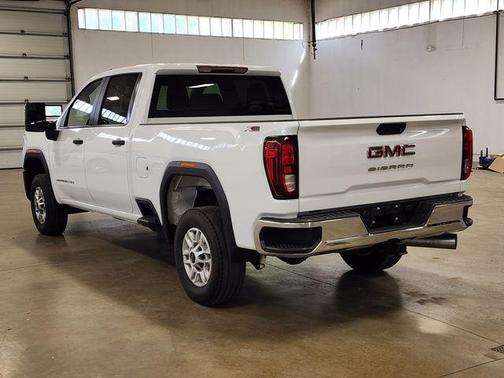 Summit White 2024 GMC Sierra 2500 Pro