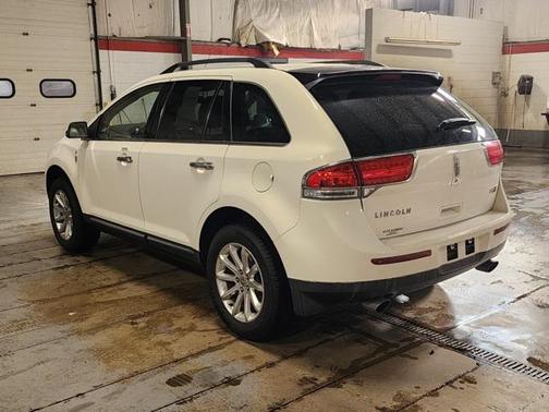 2012 Lincoln MKX Base