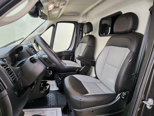 2025 RAM ProMaster 1500 Low Roof