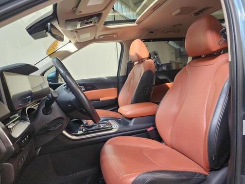 2022 Kia Carnival SX Prestige