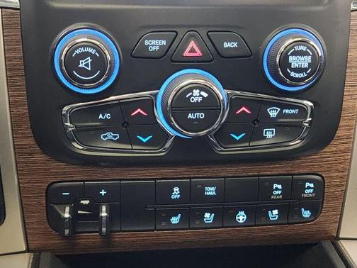 2018 RAM 1500 Laramie