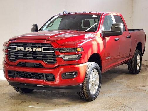 2026 RAM 2500 Big Horn Crew Cab 4x4 6'4' Box