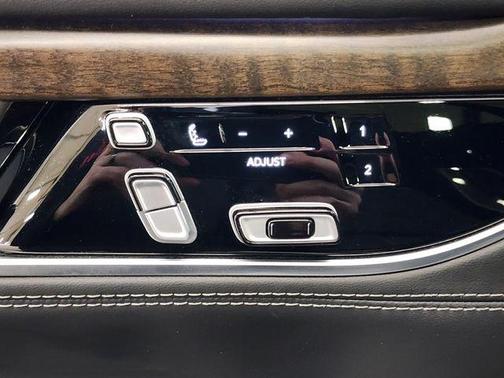 2022 Jeep Grand Wagoneer Series I 4x4